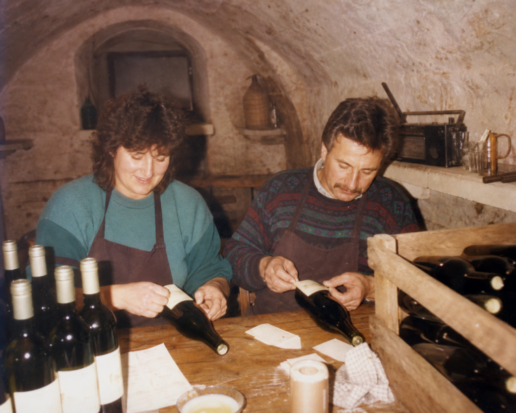 Die zweite Generation etikettiert 1994 die ersten Flaschen